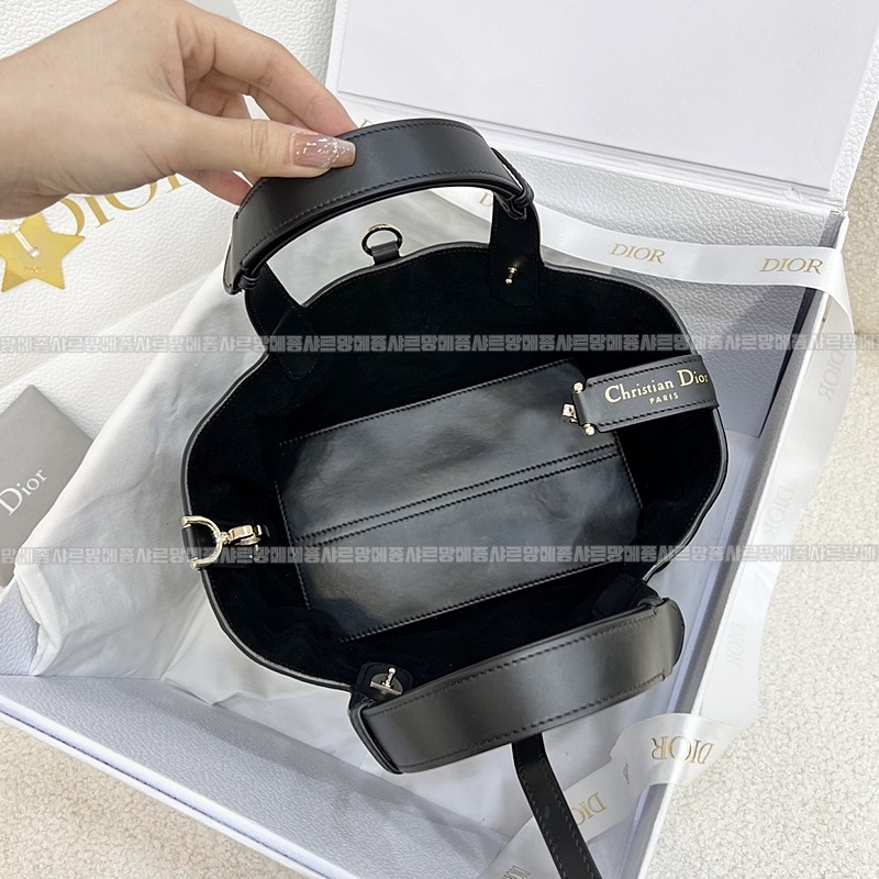 디올뚜주흐토트백스몰  20260329-110606-007루.jpg