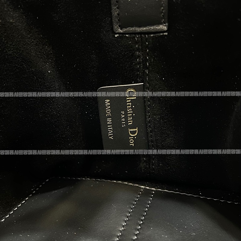 디올뚜주흐토트백스몰  20260329-110607-017루.jpg