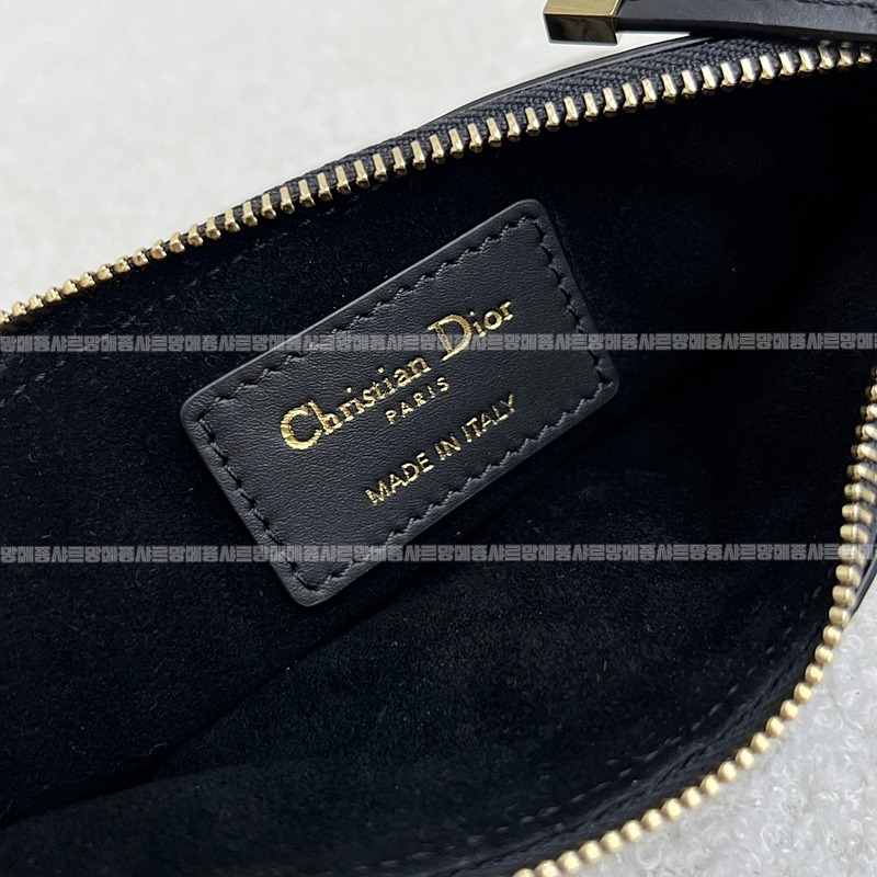 디올뚜주흐토트백스몰  20260329-110608-022루.jpg