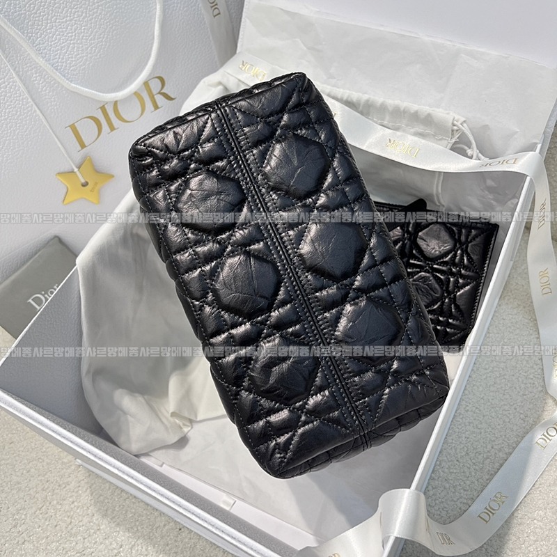 디올뚜주흐토트백스몰  20260329-110942-004루.jpg