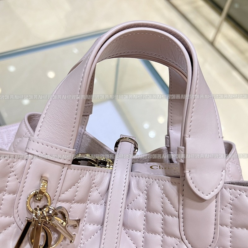 디올뚜주흐토트백스몰  20260329-111148-006루.jpg