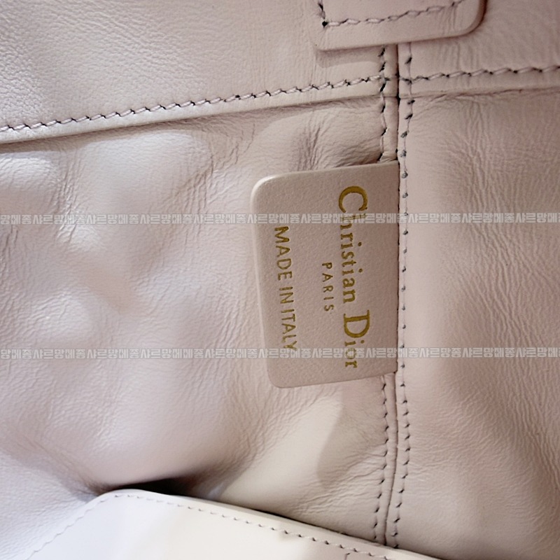 디올뚜주흐토트백스몰  20260329-111409-009루.jpg