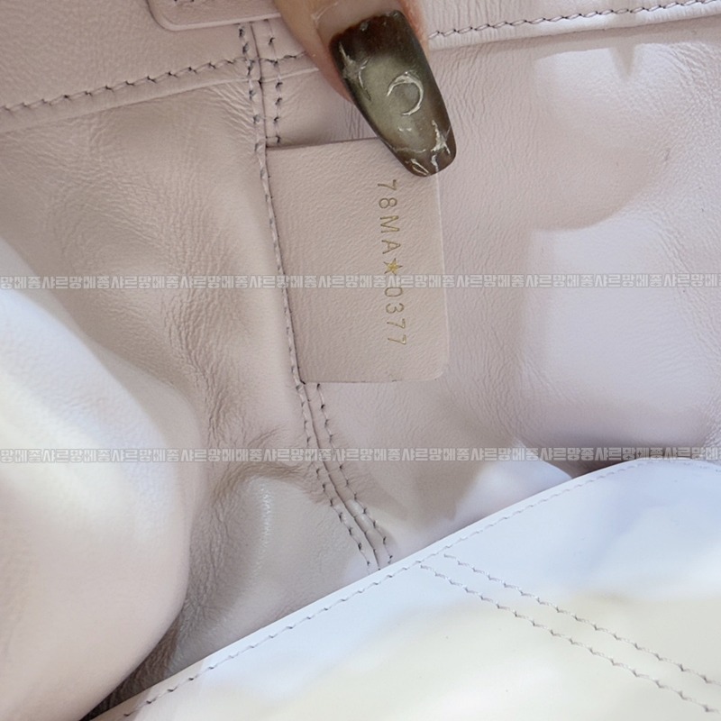 디올뚜주흐토트백스몰  20260329-111410-014루.jpg