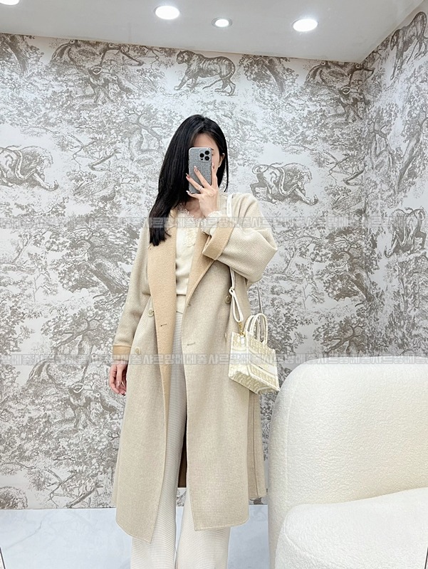 디올북토트백스몰  20260329-112609-023루.jpg