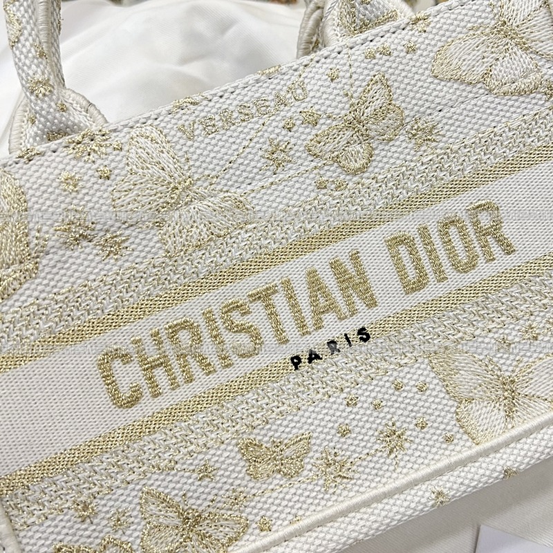 디올북토트백미니  20260329-133727-006루.jpg