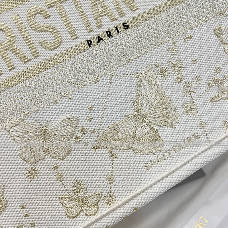 디올북토트백화이트골드미디움 20260330-124226-014루.jpg