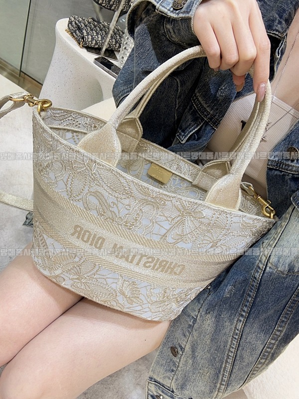 디올바스켓백골드 20260330-162914-wsxc1774887970932_0루.jpg