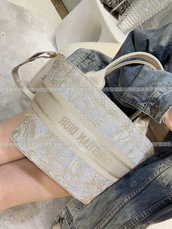 디올바스켓백골드 20260330-162914-wsxc1774887981373_0루.jpg