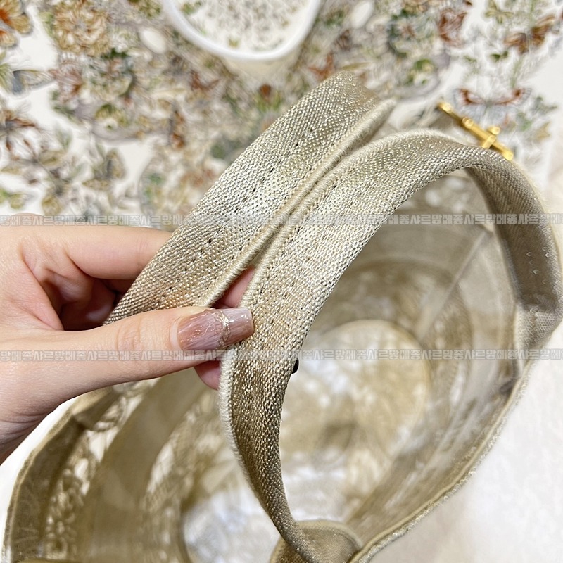 디올바스켓백골드 20260330-162910-wsxc1774887916697_5루.jpg