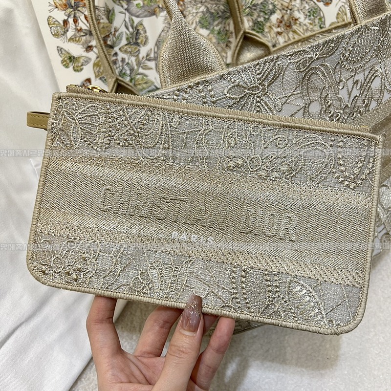 디올바스켓백골드 20260330-162912-wsxc1774887919685_0루.jpg