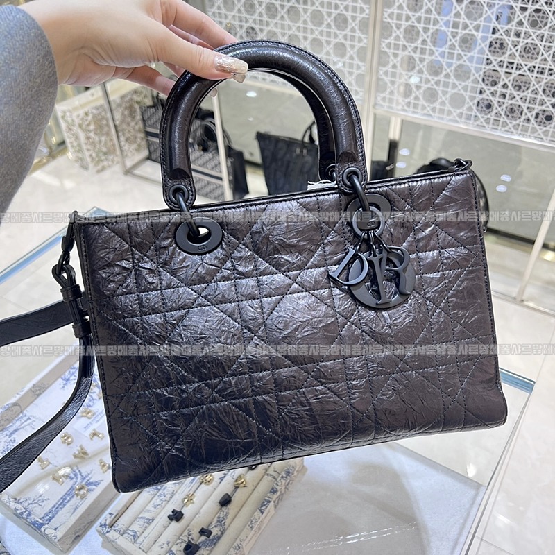 디올레이디디사이어  20260331-144158-001루.jpg