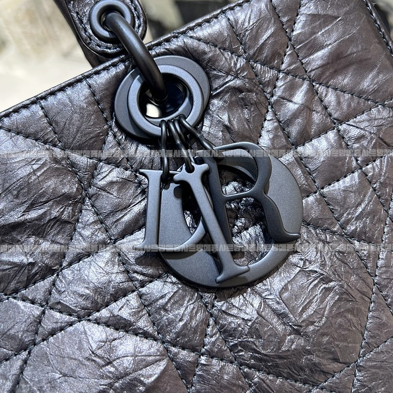 디올레이디디사이어  20260331-144158-006루.jpg