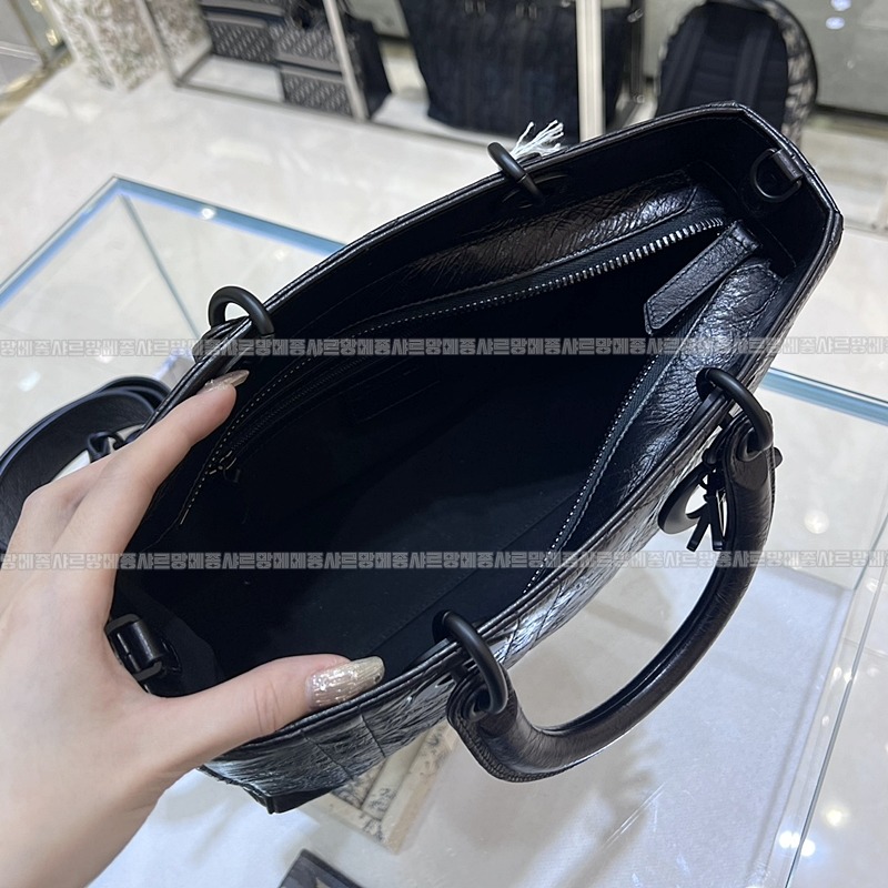 디올레이디디사이어  20260331-144158-009루.jpg