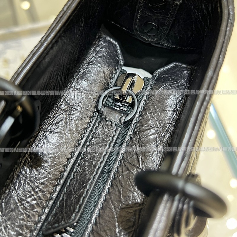 디올레이디디사이어  20260331-144159-012루.jpg