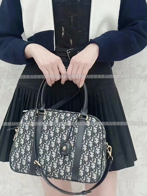 디올DVIBE미디움볼링벡  20260331-151800-022루.jpg