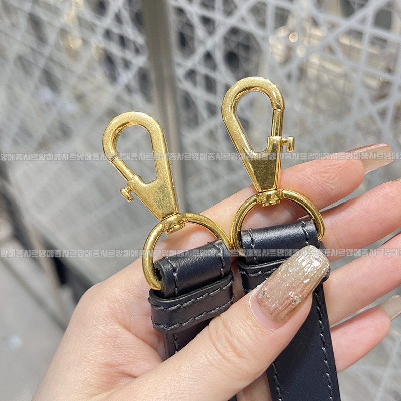 디올DVIBE미디움볼링벡  20260331-151759-016루.jpg