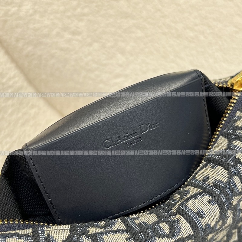 디올스타칼리스토백  20260331-162125-007루.jpg