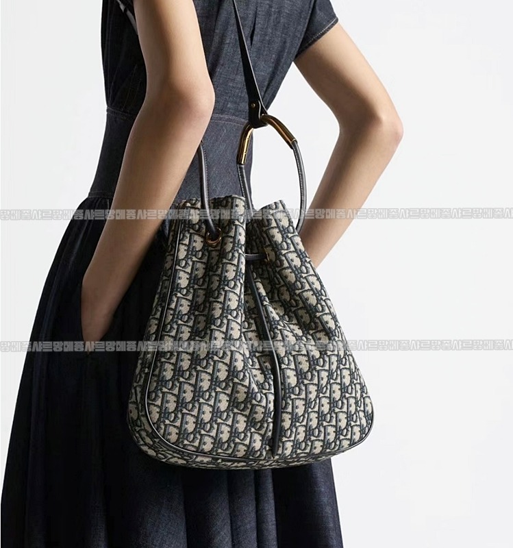 디올노리타라지  20260331-165347-014루.jpg