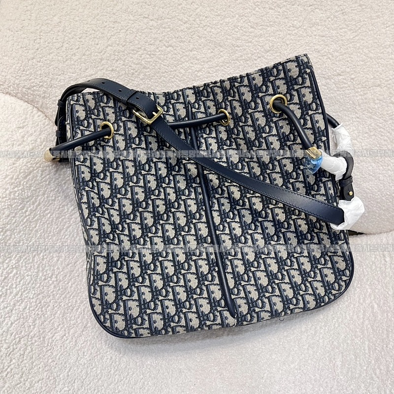 디올노리타라지  20260331-165345-001루.jpg