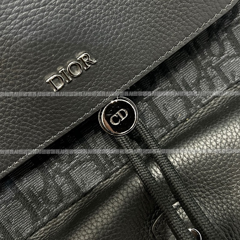 다올새들플랩백팩  20260401-130907-011루.jpg