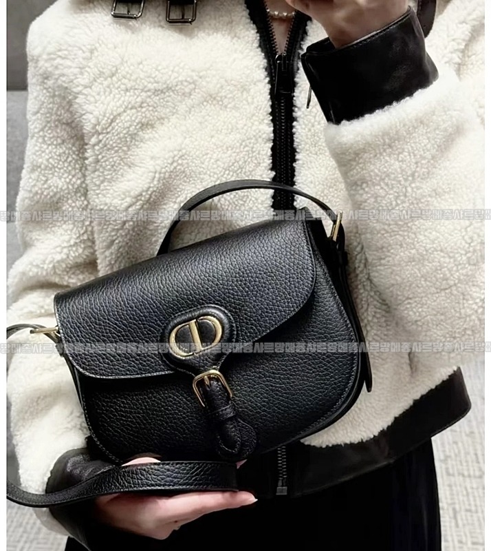 디올바비백  20260401-152440-017루.jpg