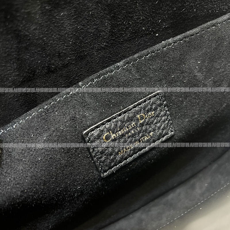 디올바비백  20260401-152438-007루.jpg