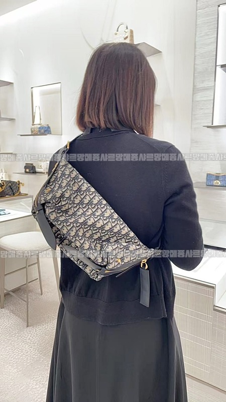 디올디저니백  20260401-171642-011루.jpg