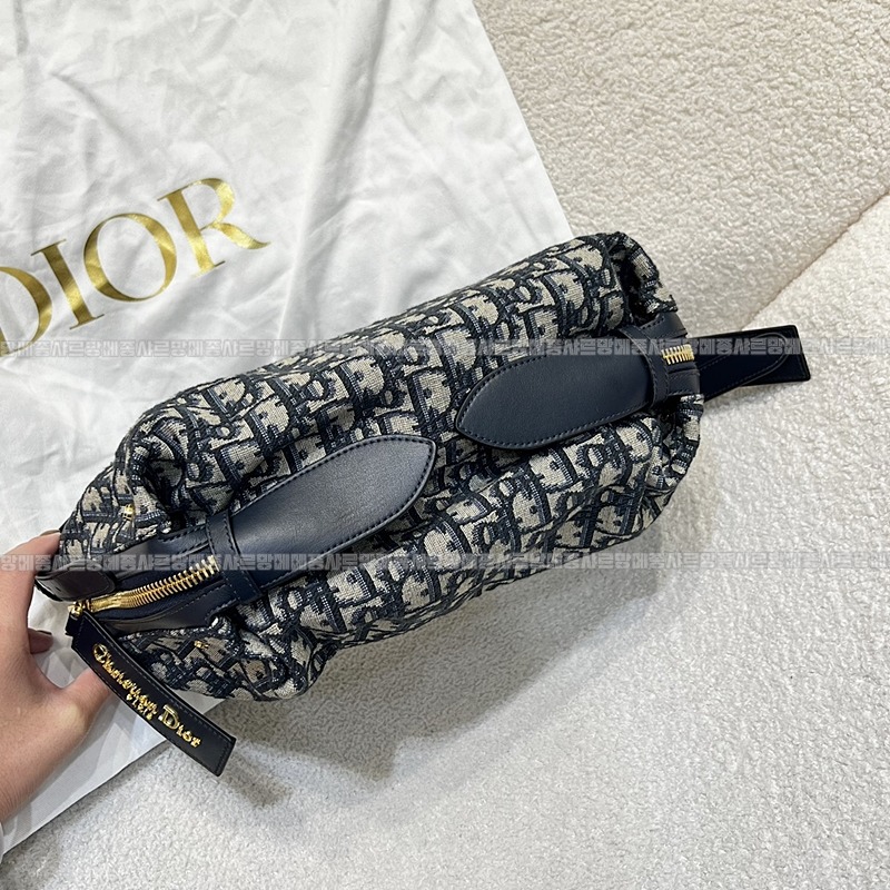 디올디저니백  20260401-171642-004루.jpg