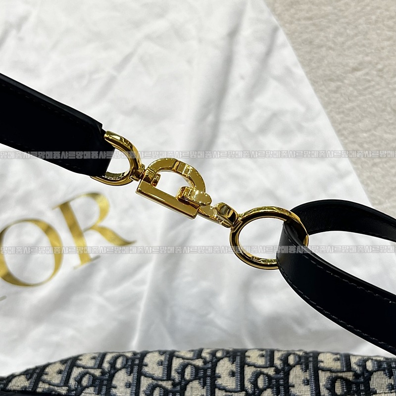 디올디저니백  20260401-171642-005루.jpg