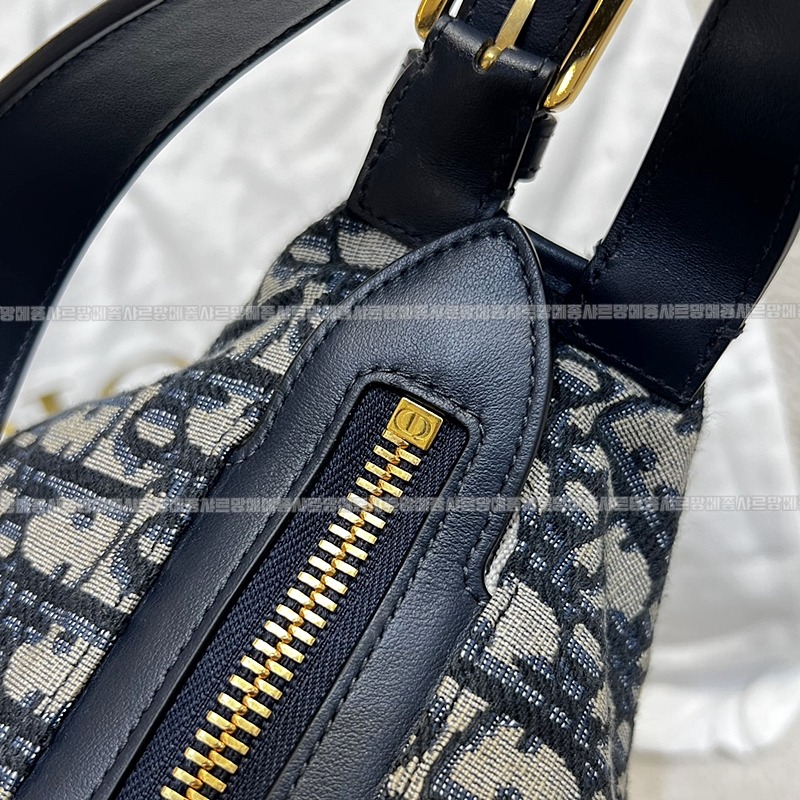 디올디저니백  20260401-171642-007루.jpg