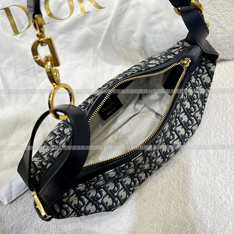 디올디저니백  20260401-171642-009루.jpg