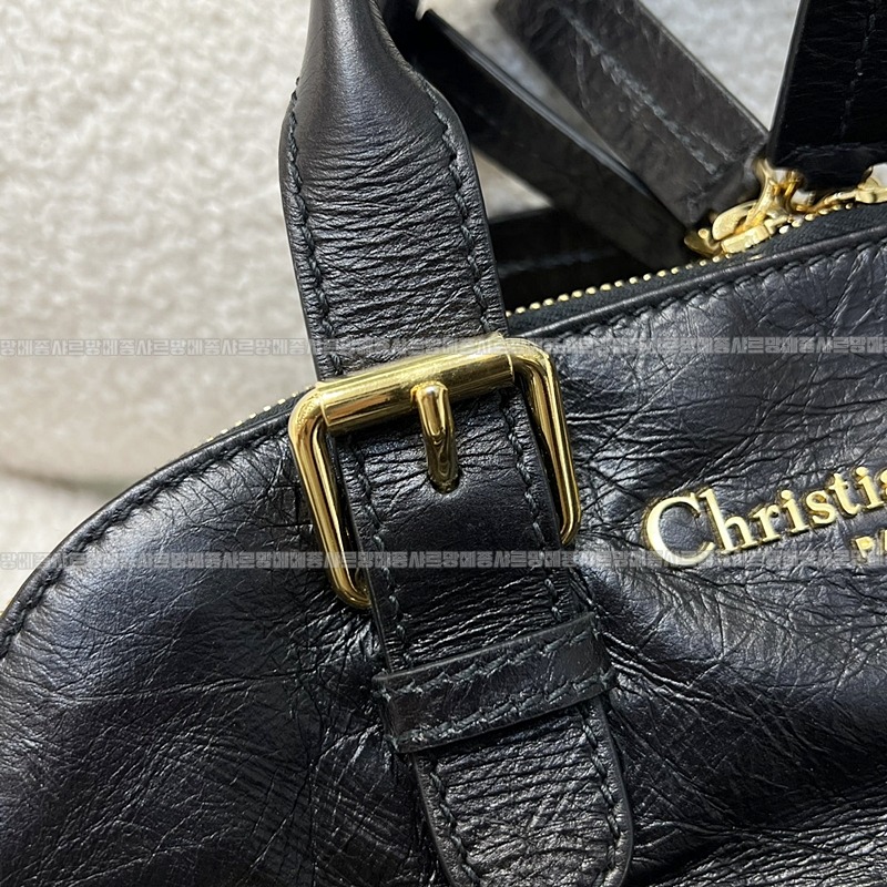 디올그랜드투어볼링백스몰  20260402-100400-011루.jpg