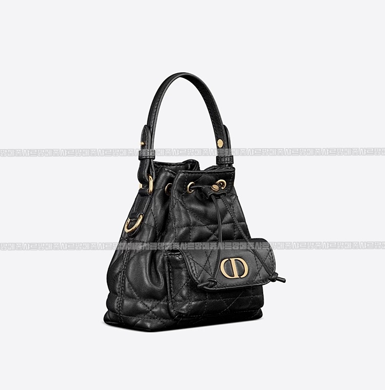 디올카로버킷백  20260402-110628-014루.jpg