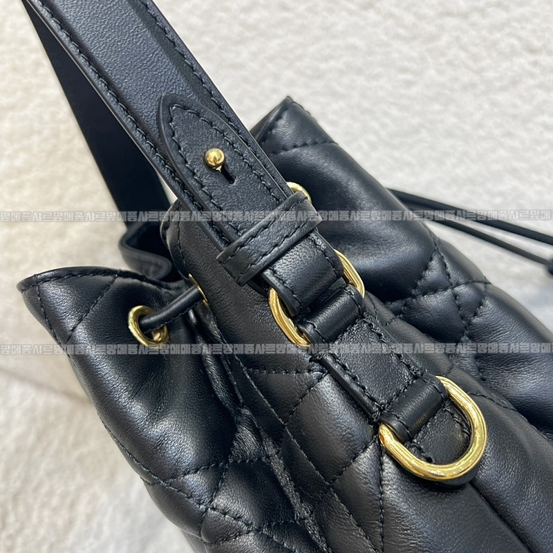 디올카로버킷백스몰 20260402-111428-011루.jpg