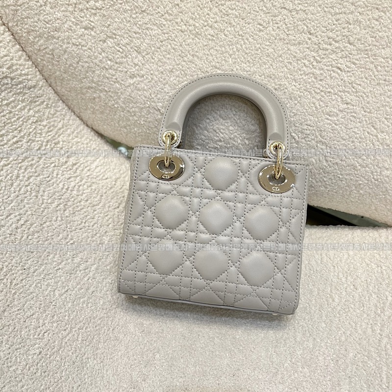 레이디디올미니백 20260402-112910-002루.jpg