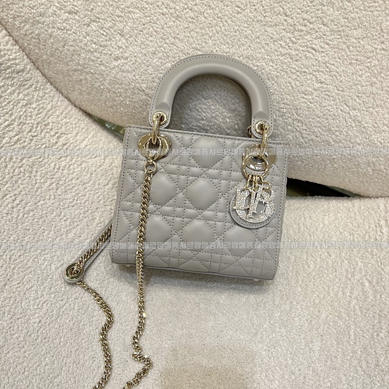 레이디디올미니백 20260402-112910-001루.jpg