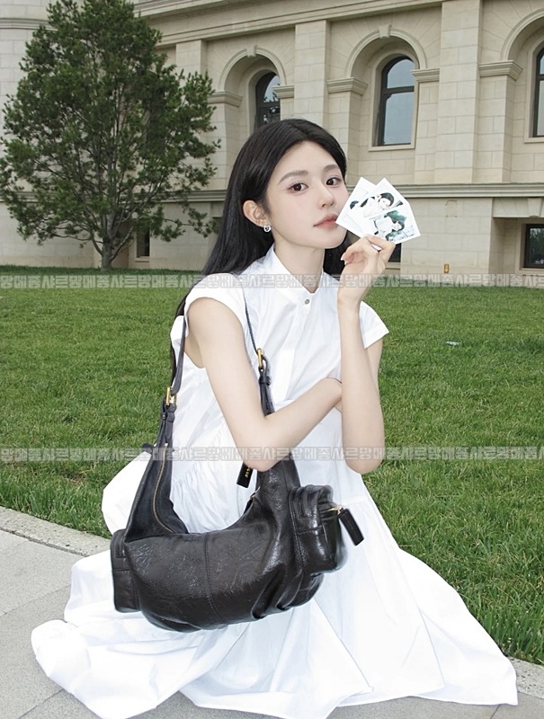 디올그랜드투어멀티포켓백 20260402-114536-011루.jpg