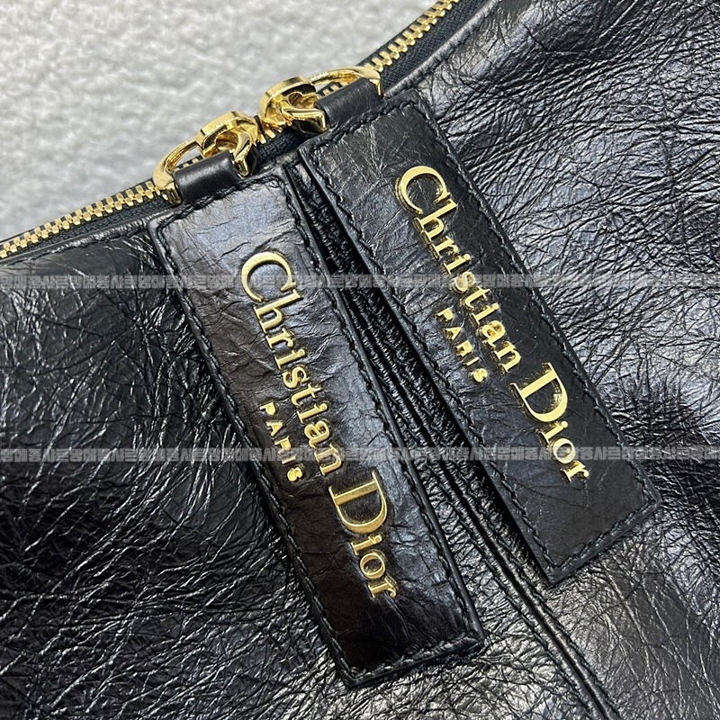 디올그랜드투어멀티포켓백 20260402-114536-005루.jpg