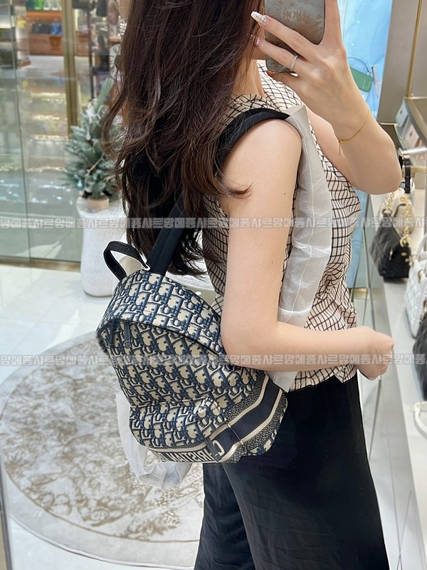 디올트래블백 20260402-124718-015루.jpg