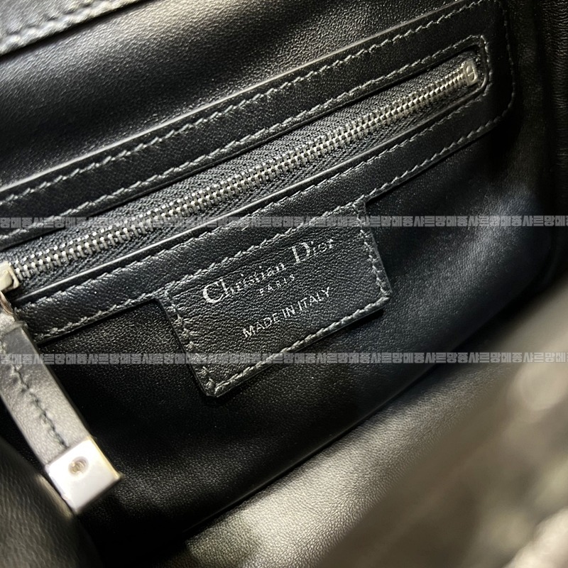 디올디모션백 20260402-130037-009루.jpg