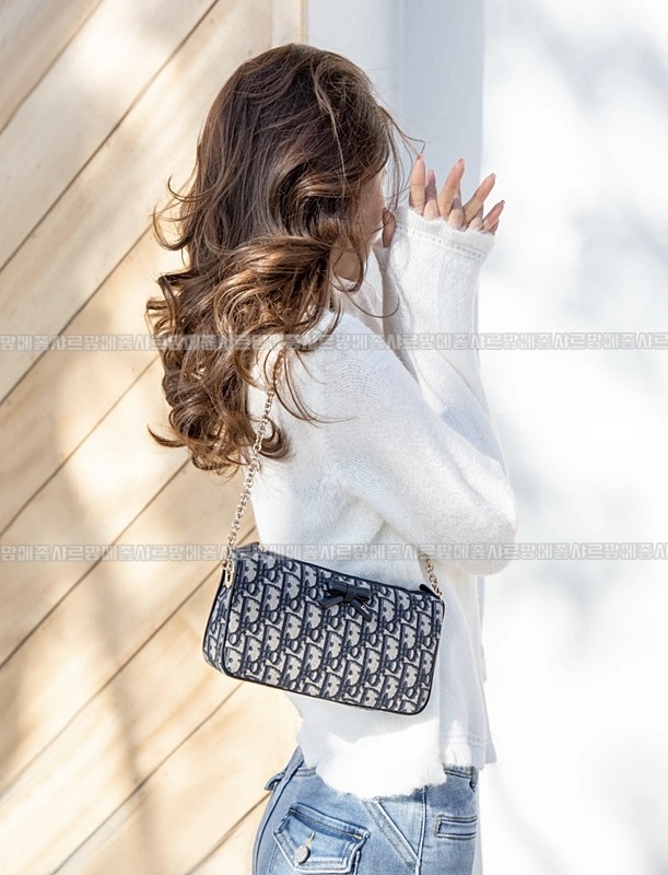 마이오블리크보우체인파우치 20260402-135725-013루.jpg