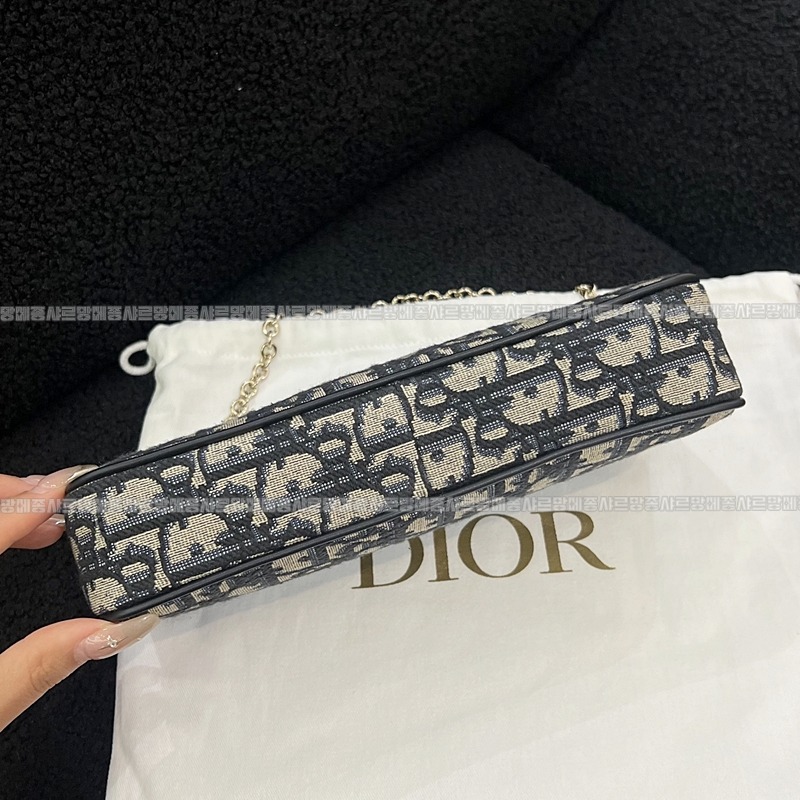 마이오블리크보우체인파우치 20260402-135724-003루.jpg