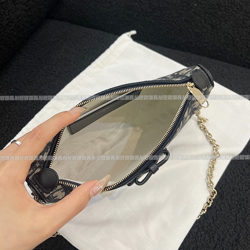 마이오블리크보우체인파우치 20260402-135724-006루.jpg