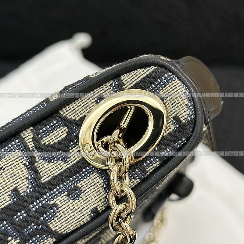 마이오블리크보우체인파우치 20260402-135725-009루.jpg