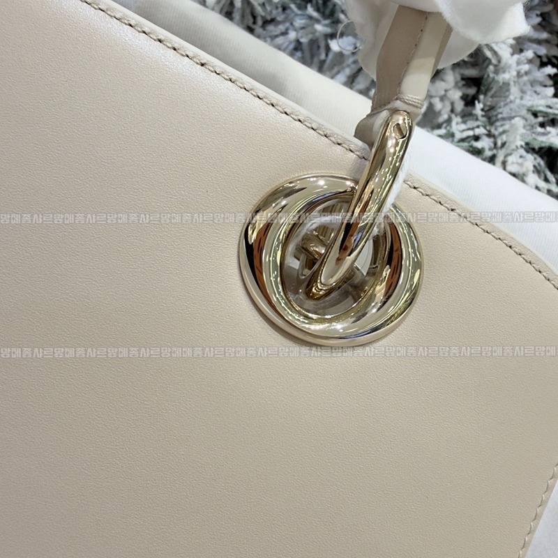 디올시갈백  20260402-143849-013루.jpg