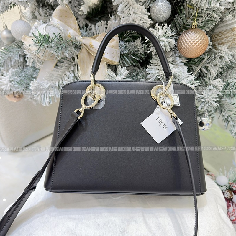 디올시갈백  20260402-144216-002루.jpg