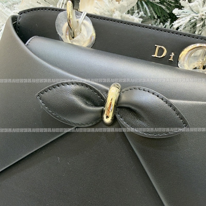 디올시갈백  20260402-144217-005루.jpg