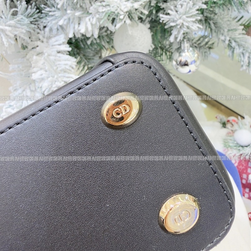 디올시갈백  20260402-144218-014루.jpg