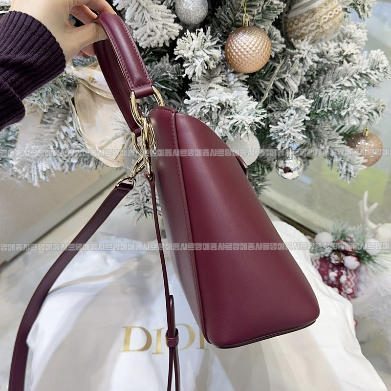 디올시갈백  20260402-144628-003루.jpg