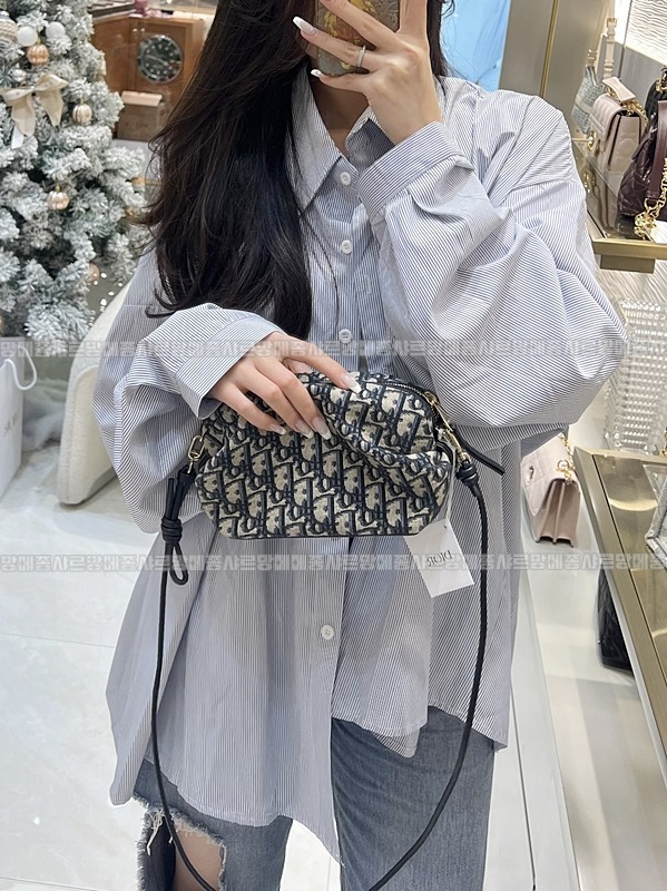 디올보우파우치  20260402-160030-015루.jpg